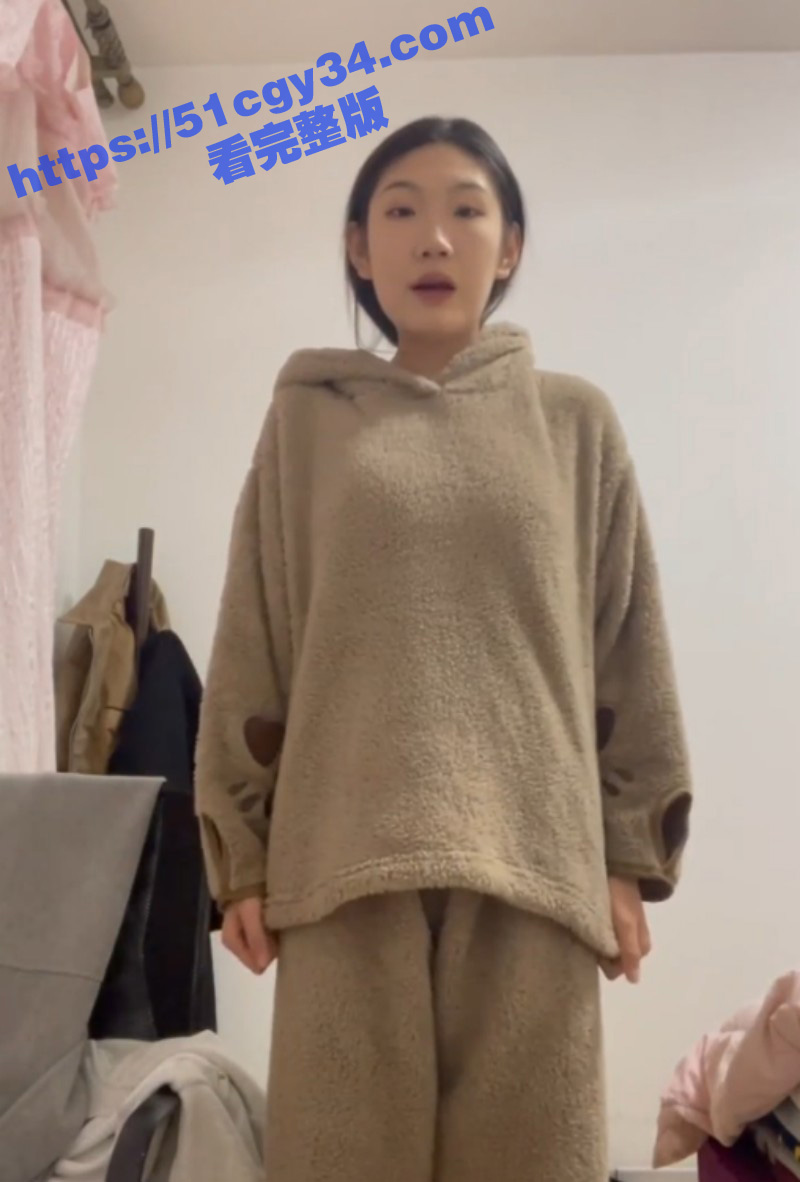 内蒙古嫩妹姜寒琦裸贷无力偿还被曝光01