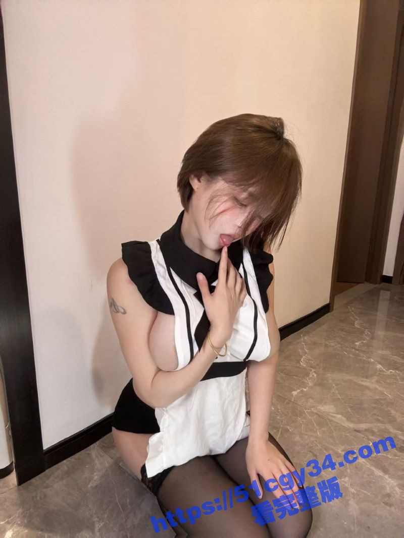 抖音百万粉丝女主播哎呀玩具自慰和打炮自拍 2