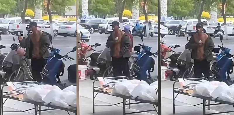 精神病街头撸管震惊路人 大街对女性暴露 手握粗长肉棒猛撸 尺寸惊人令人咋舌！-51吃瓜网